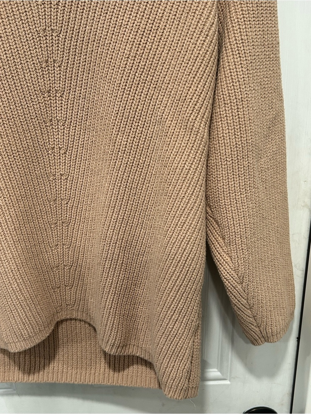 Urban Outfitters Victoria Oversized Chunky Knit V-Neck Sweater Tan/Camel Small - Picture 2 of 8